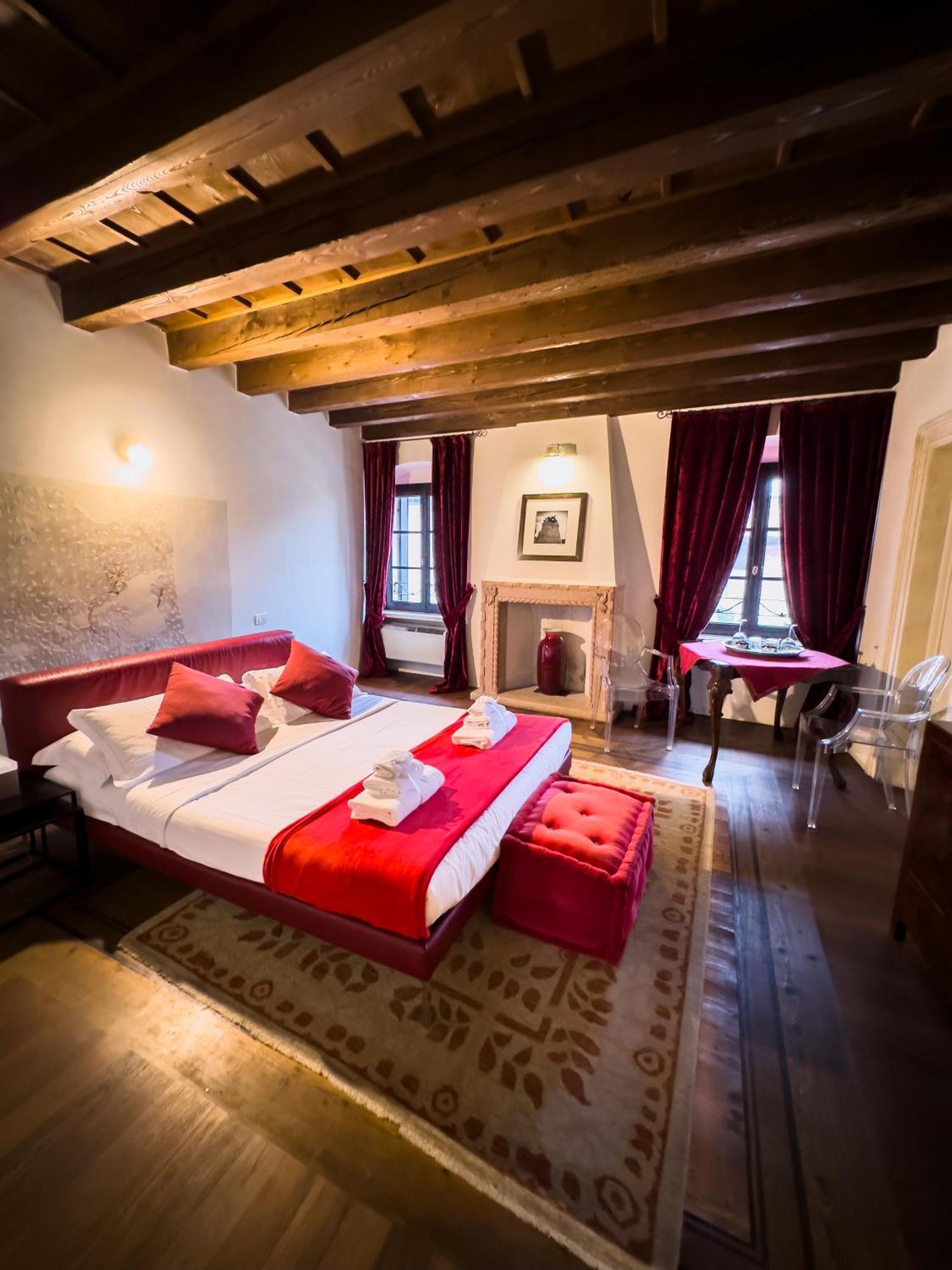 Truly Verona - Delle Erbe Suites Extérieur photo