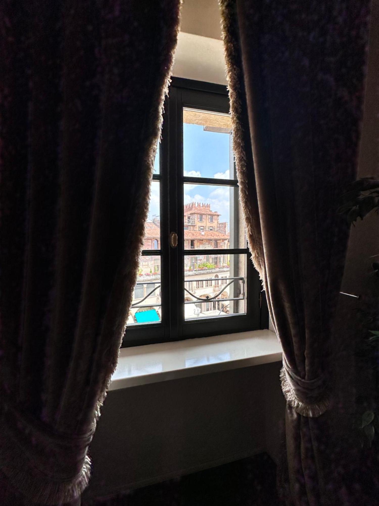 Truly Verona - Delle Erbe Suites Extérieur photo