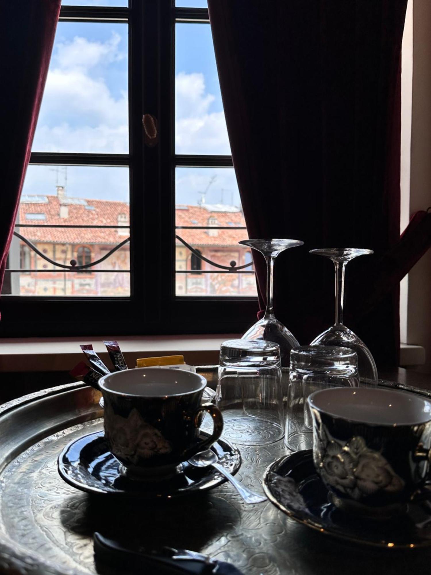 Truly Verona - Delle Erbe Suites Extérieur photo