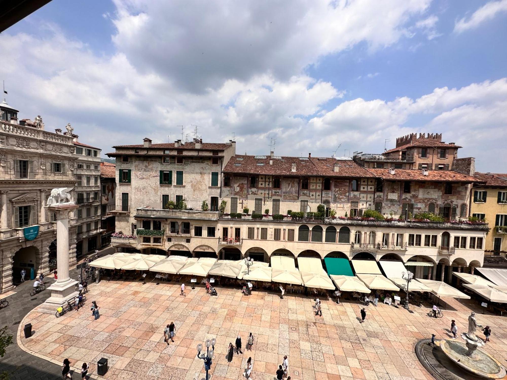 Truly Verona - Delle Erbe Suites Extérieur photo