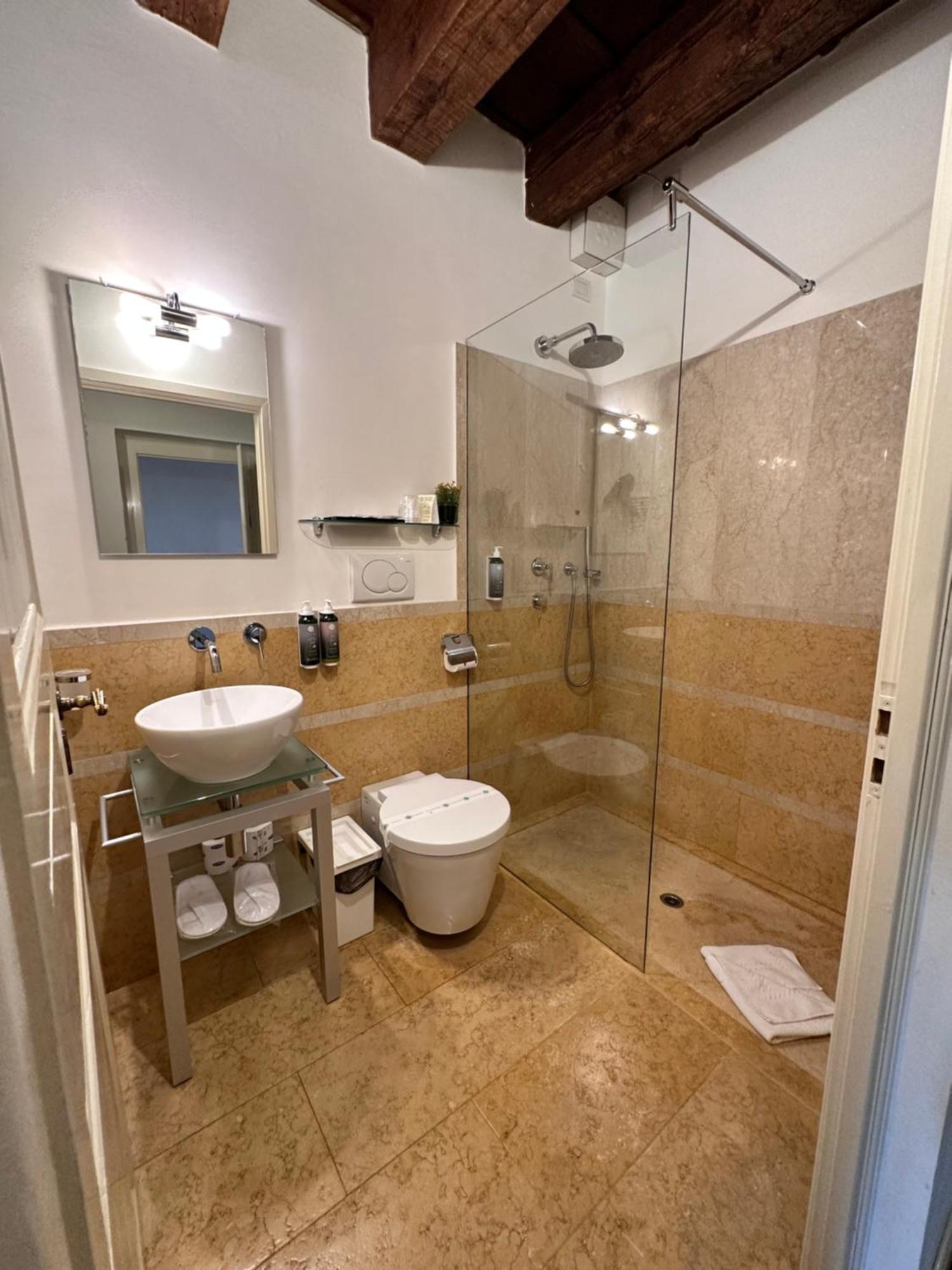 Truly Verona - Delle Erbe Suites Extérieur photo